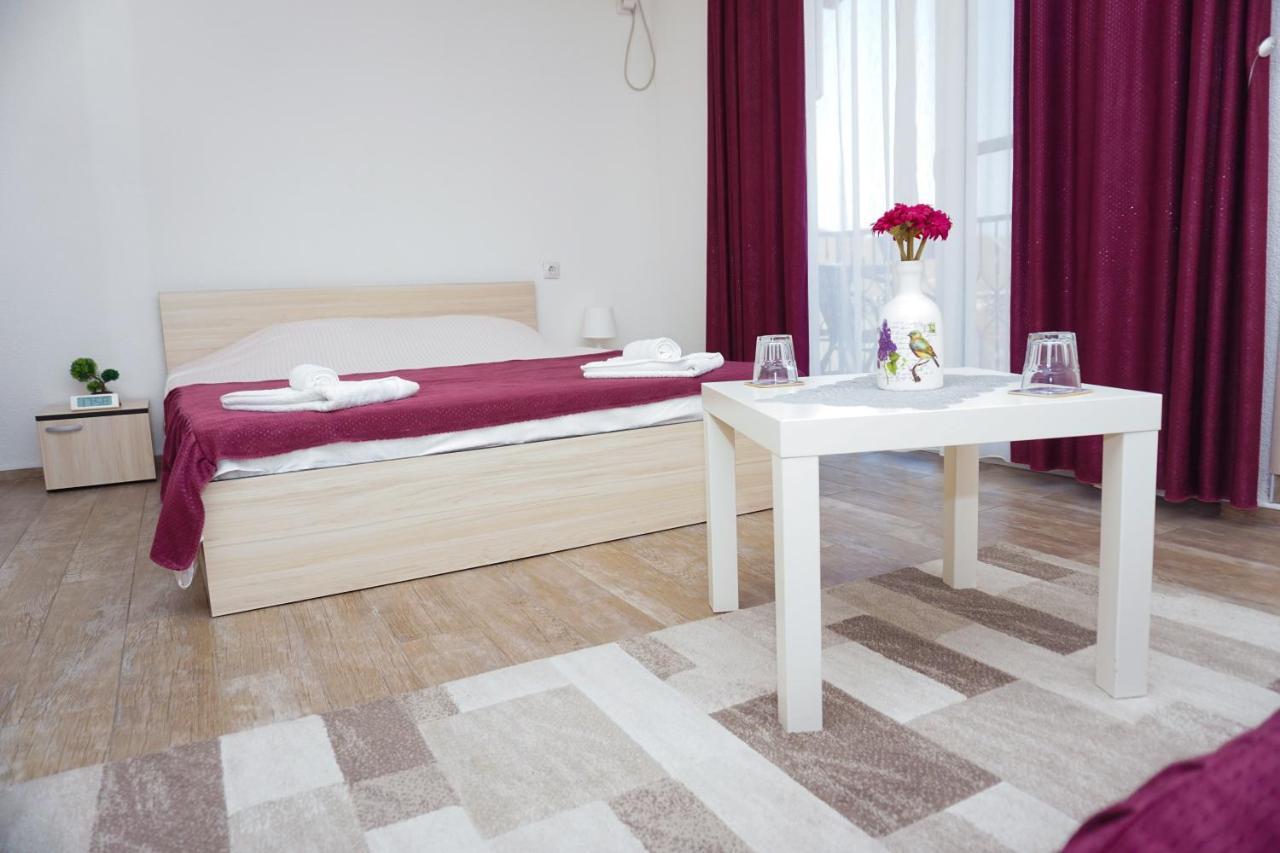 Bed & Breakfast Delikates Stojakovo Εξωτερικό φωτογραφία