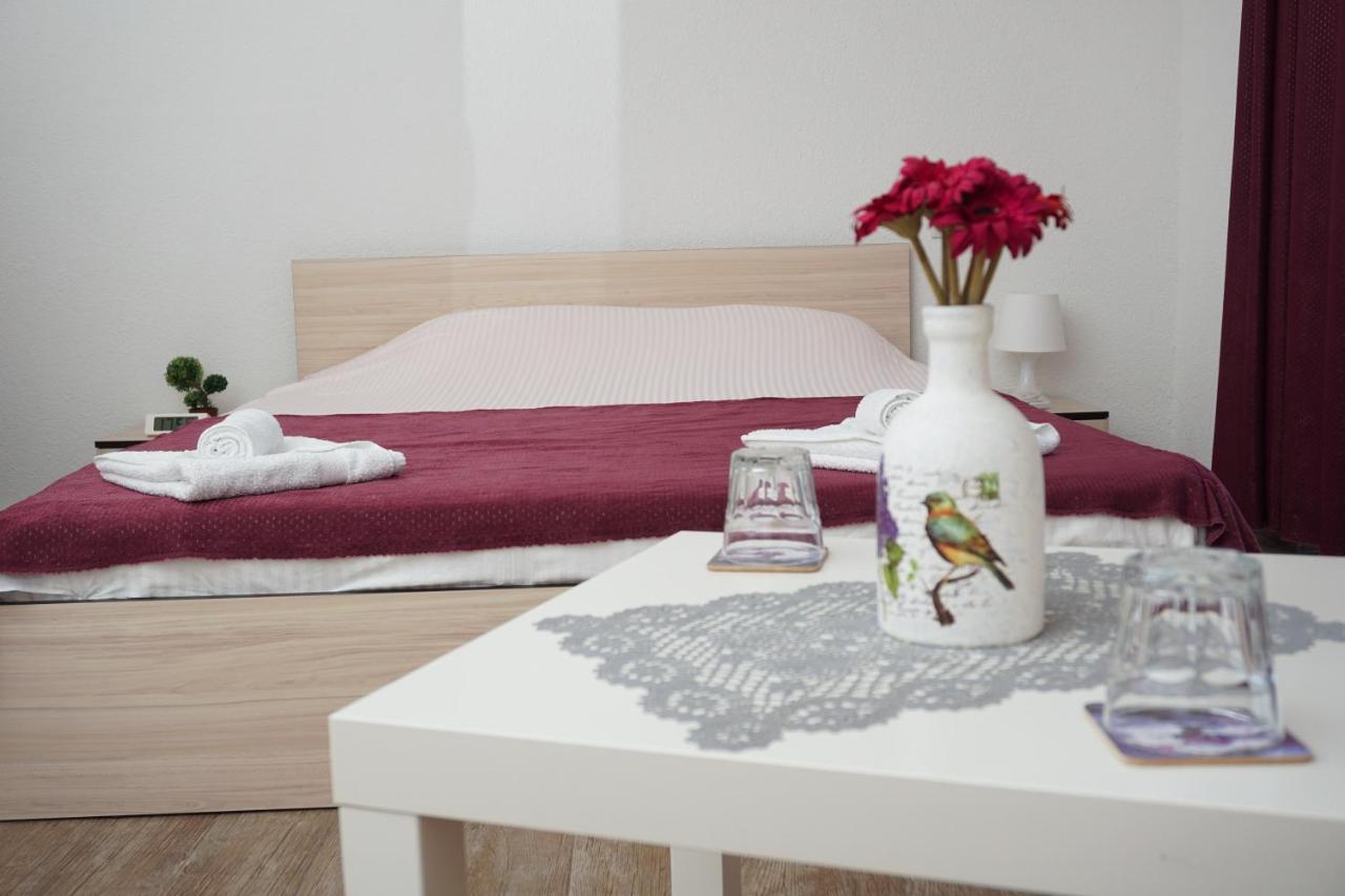Bed & Breakfast Delikates Stojakovo Εξωτερικό φωτογραφία